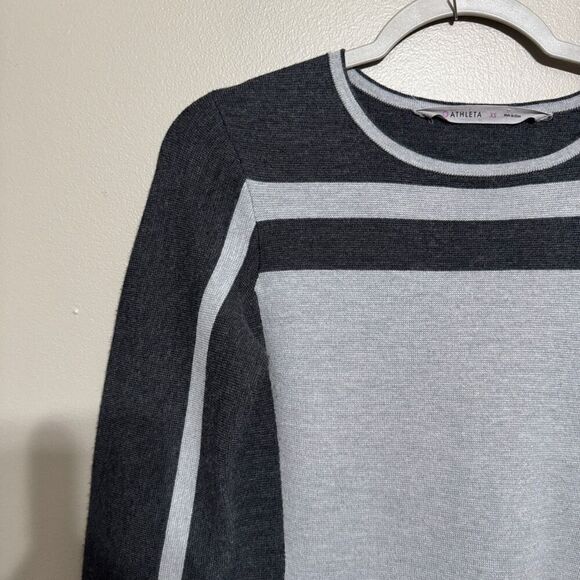 Athleta Boreal Gray Sweater Dress size XS - Picture 4 of 7